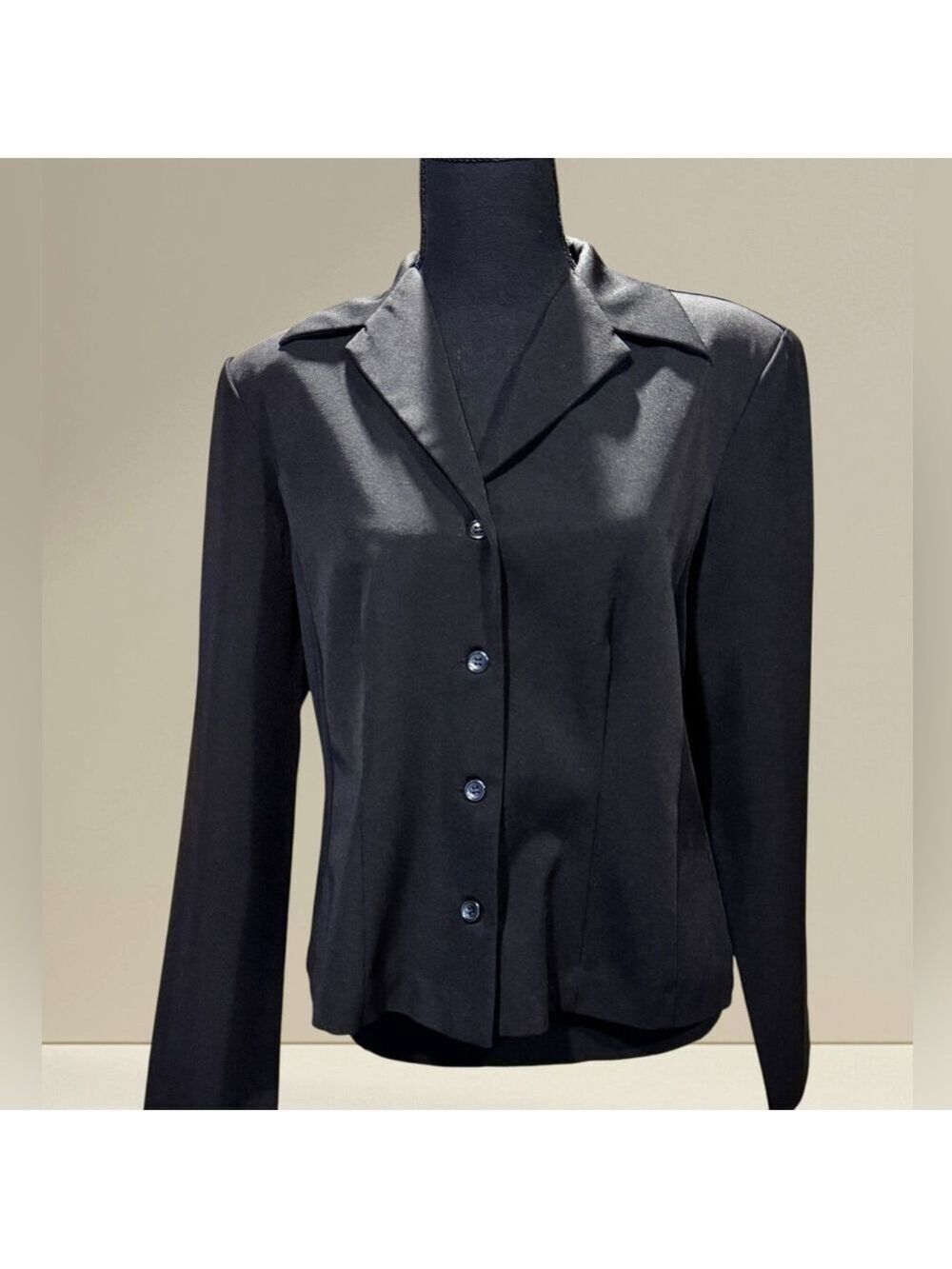 Versailles Women's Black Button Down Blazer